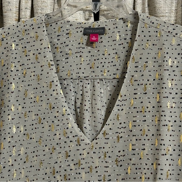 Vince Camuto Flutter Sleeve Blouse - XL - Picture 2 of 12